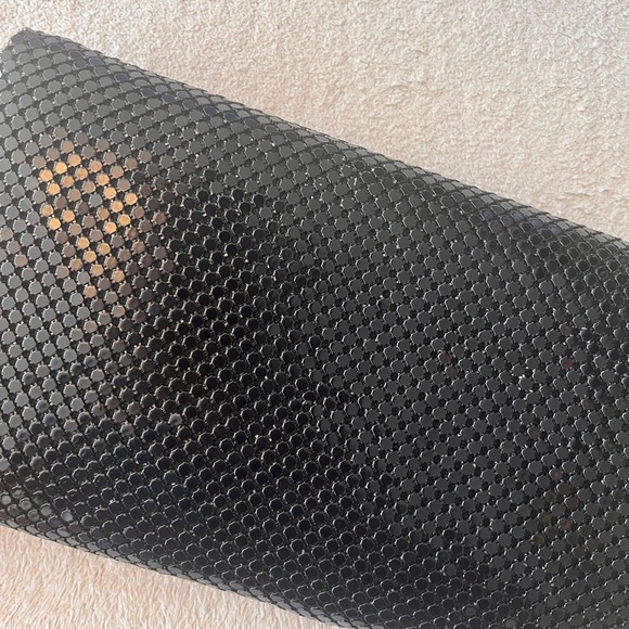 Vintage 80s Black Mesh Evening Clutch with Gold Trim - Picture 14 of 16